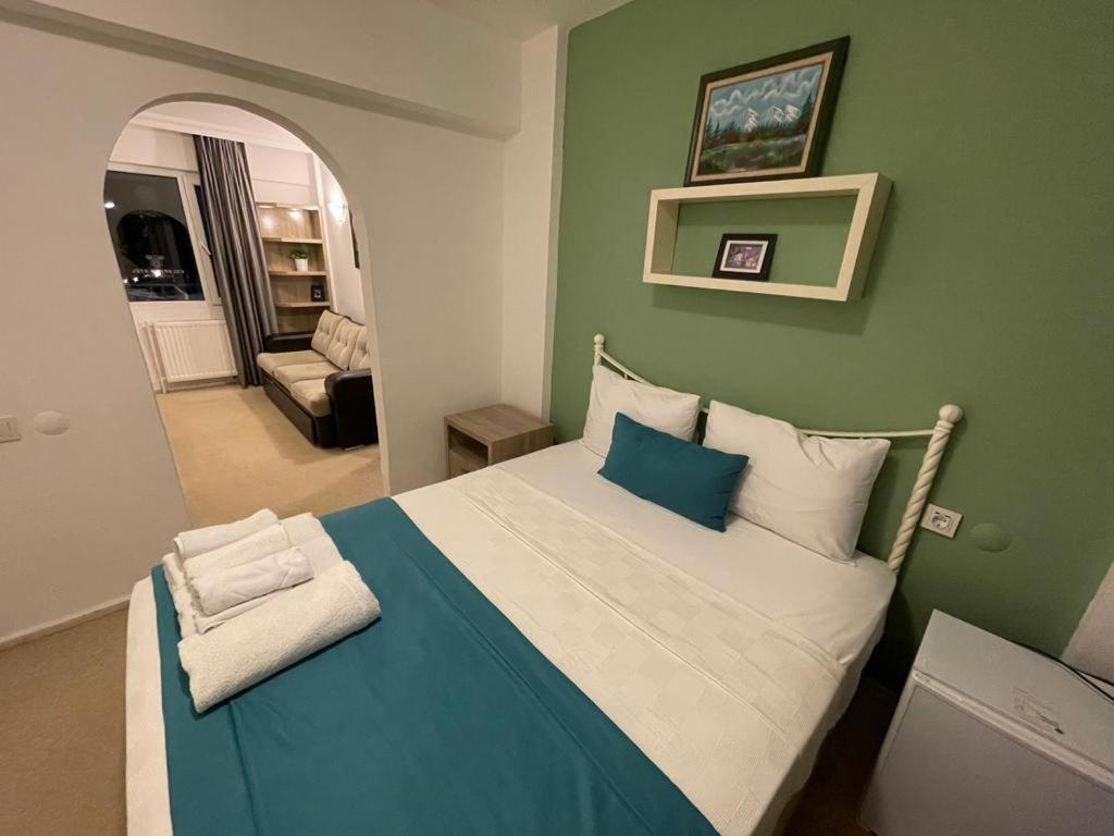Colophon Beach Otel 古穆杜尔 外观 照片