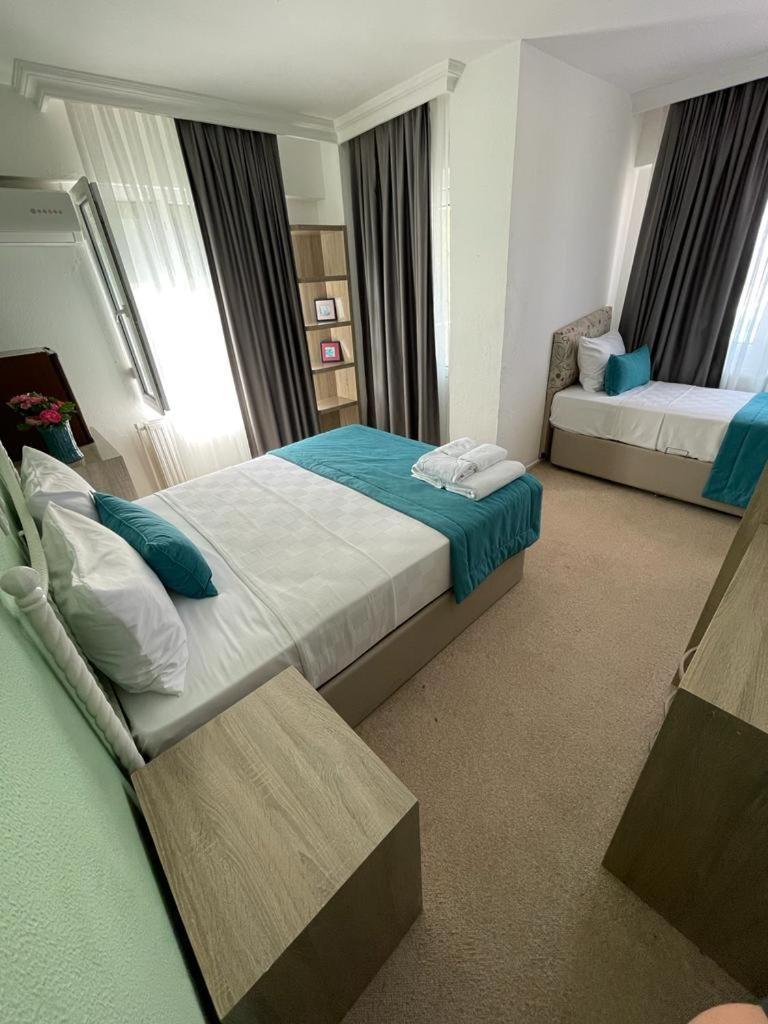 Colophon Beach Otel 古穆杜尔 外观 照片