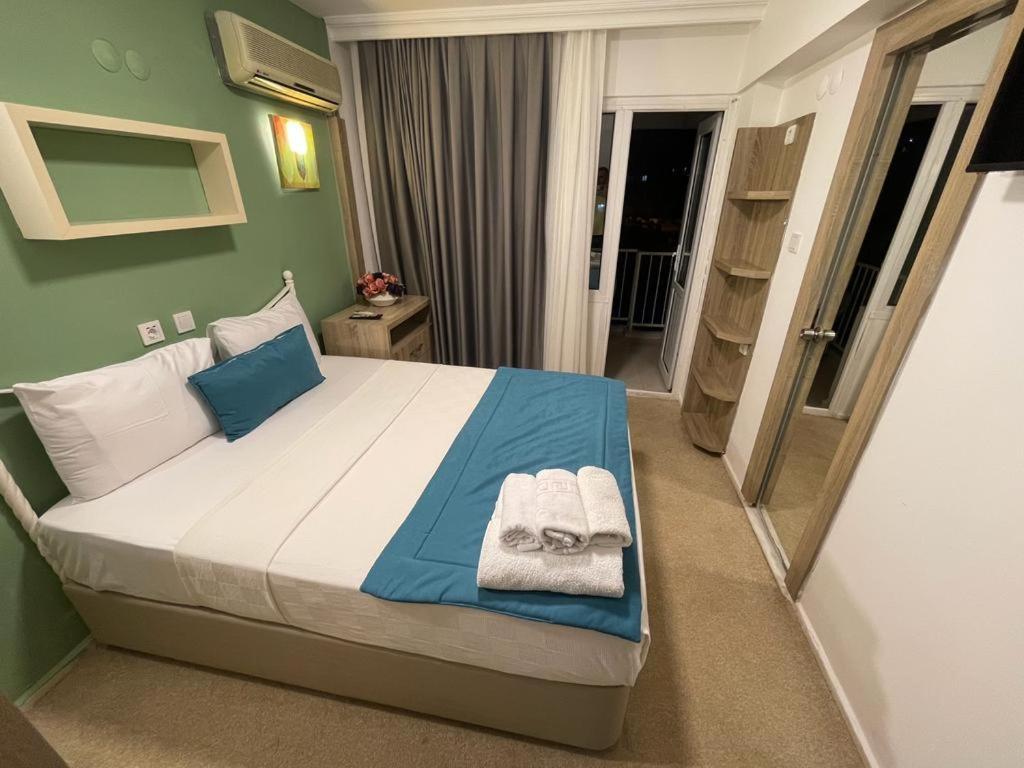 Colophon Beach Otel 古穆杜尔 外观 照片