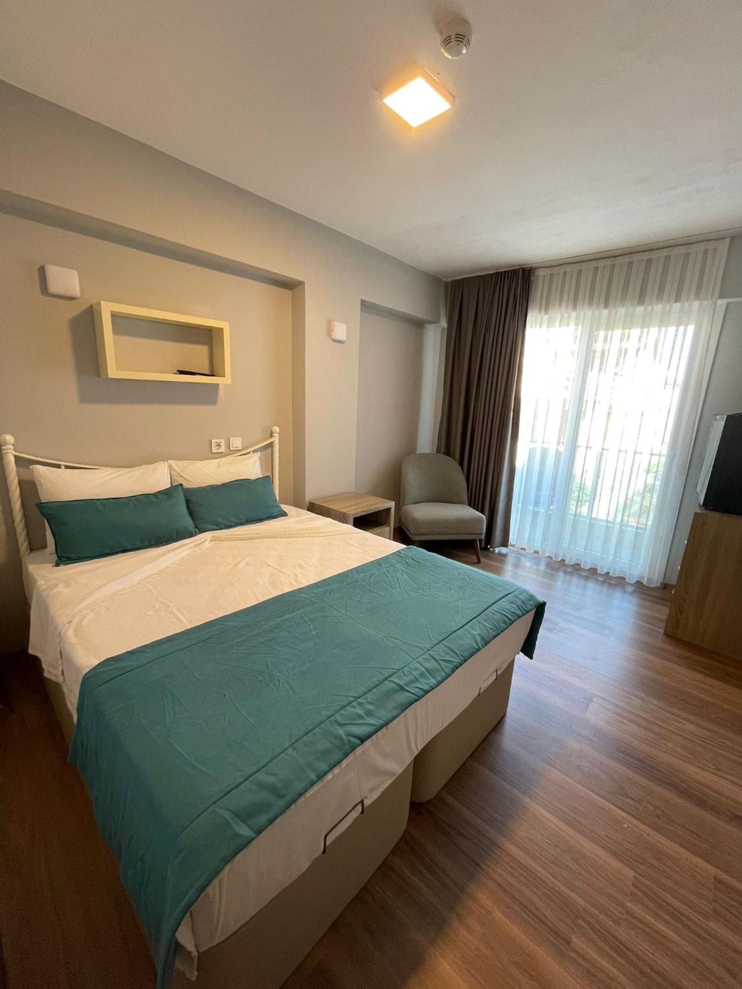Colophon Beach Otel 古穆杜尔 外观 照片